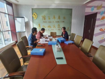 濱城區(qū)工信局聘請(qǐng)專家對(duì)隆鑫天潤、隆鑫菲特進(jìn)行安全檢查